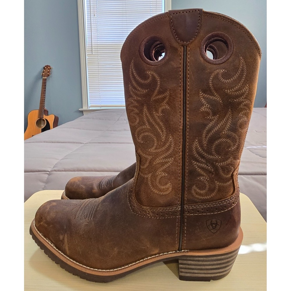 Ariat® (Men's 9 D) Hybrid Roughstock™ Square Toe Cowboy Boot, Distressed Brown - Picture 5 of 12